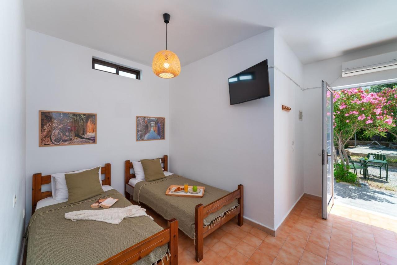 Tselios Apartments & Studios كوتاري الغرفة الصورة