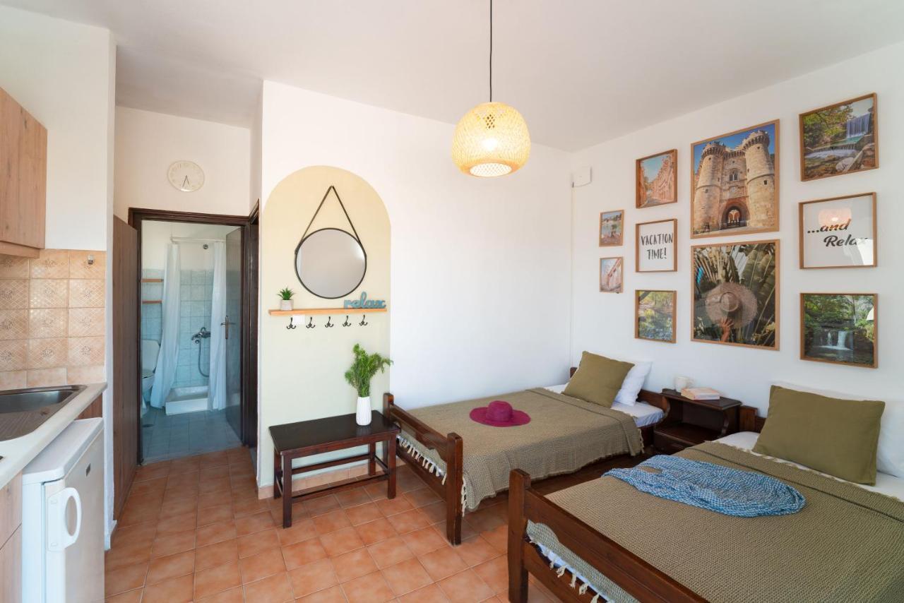 Tselios Apartments & Studios كوتاري الغرفة الصورة