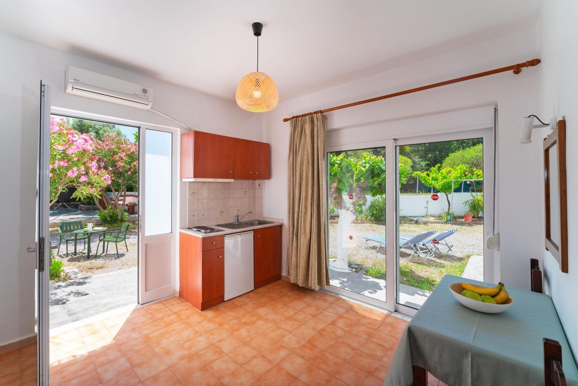 Tselios Apartments & Studios كوتاري الغرفة الصورة